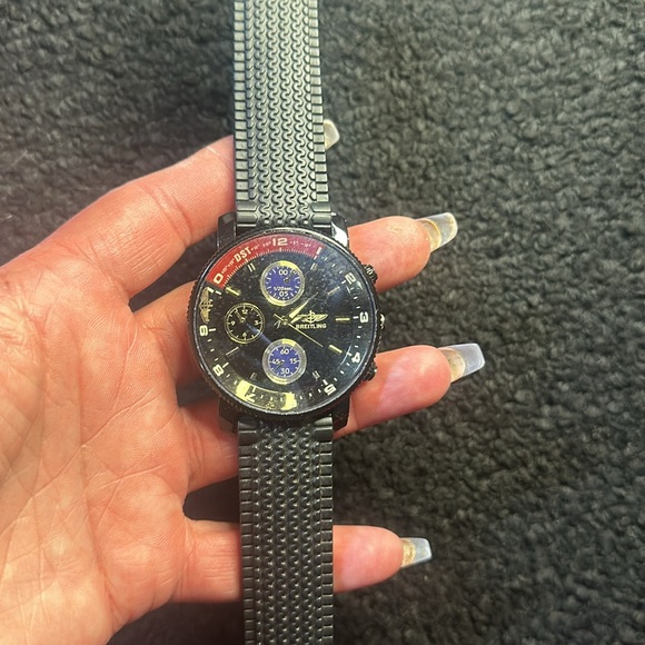 Men’s Watch - Picture 2 of 6